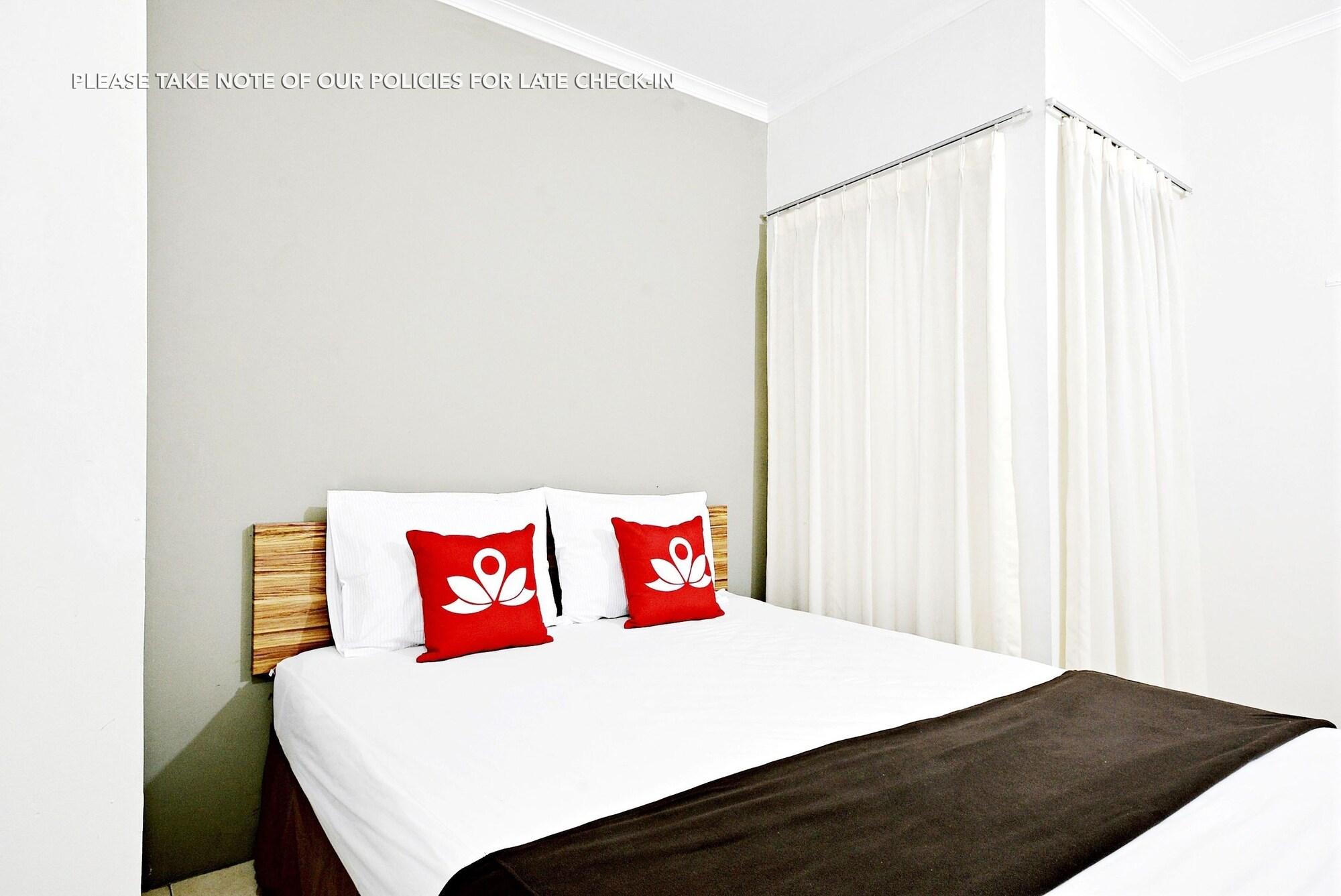 ג'קרטה Zen Rooms Mampang Prapatan מראה חיצוני תמונה