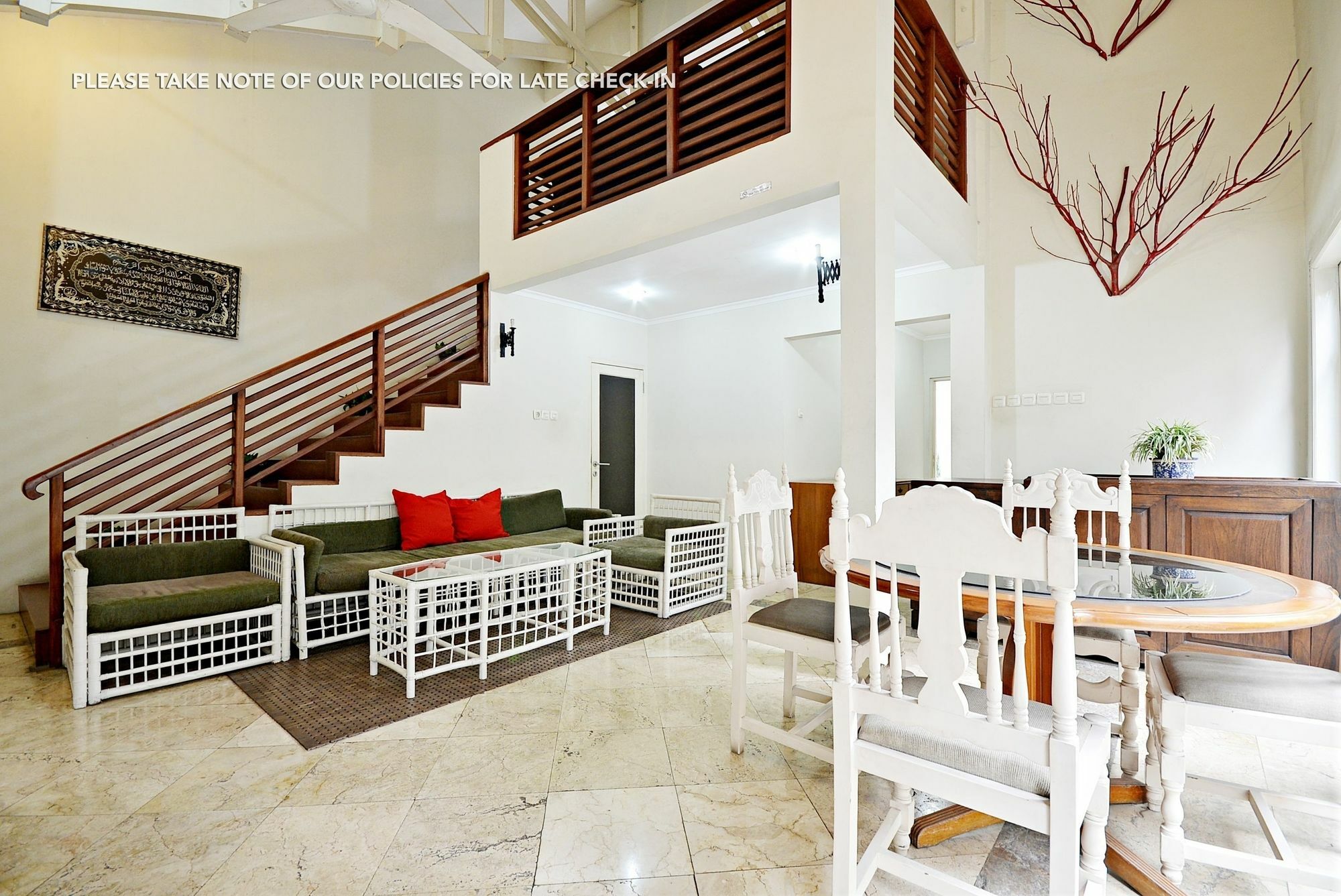 ג'קרטה Zen Rooms Mampang Prapatan מראה חיצוני תמונה